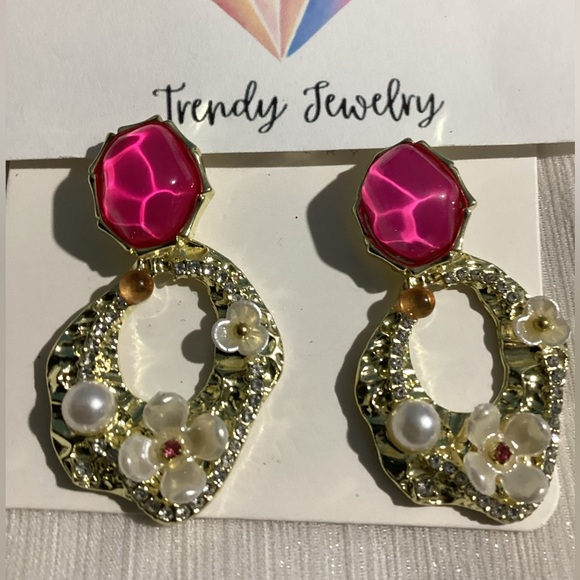 - 💖Pink &GoldTone Resin Post Back Statement Drop Dangle Earrings - Picture 5 of 16